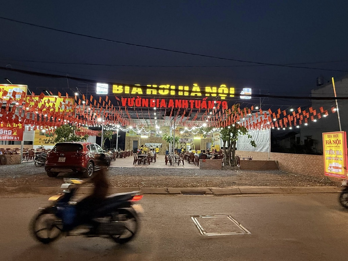 Vườn Bia Anh Tuấn 79