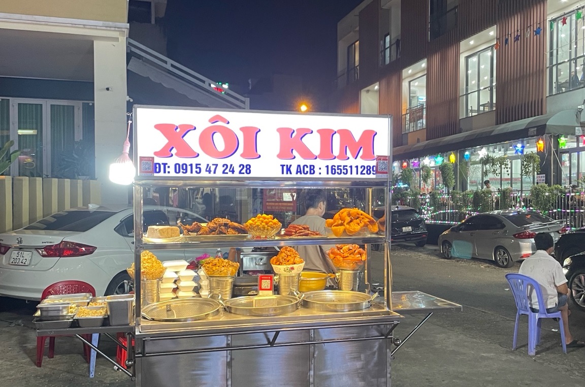 Xôi Kim – Xe xôi đêm trên đường Lê Văn Sỹ