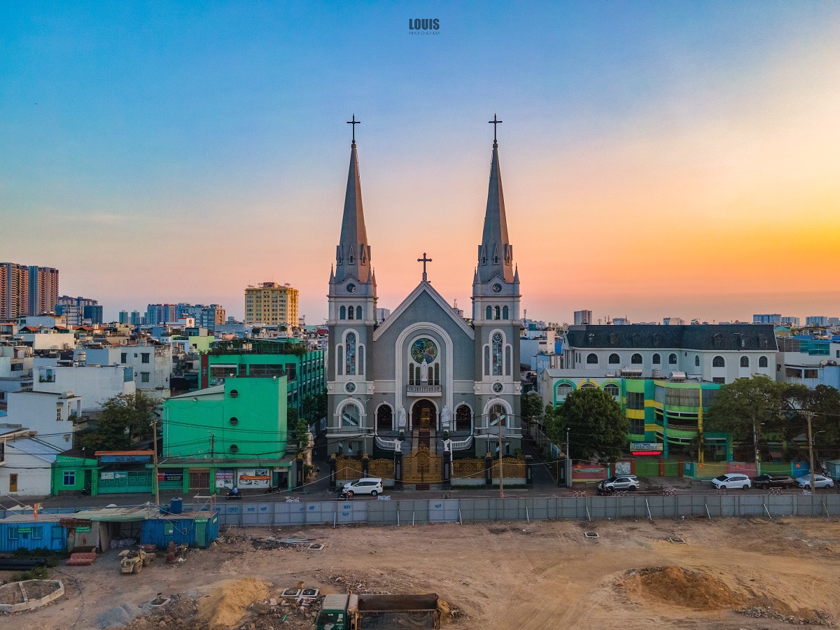 Nhà thờ Giáo xứ Lộc Hưng