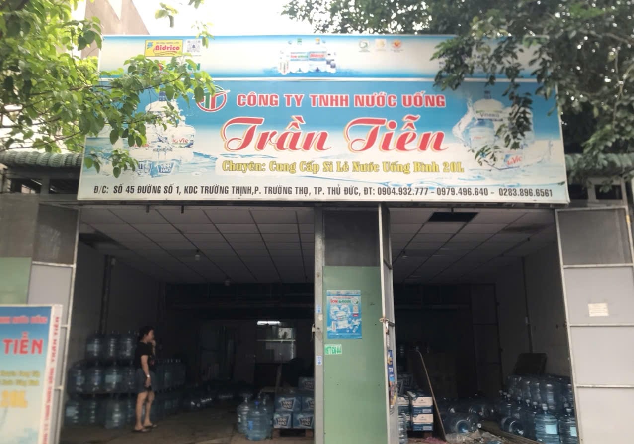 CÔNG TY TNHH NƯỚC UỐNG TRẦN TIẾN