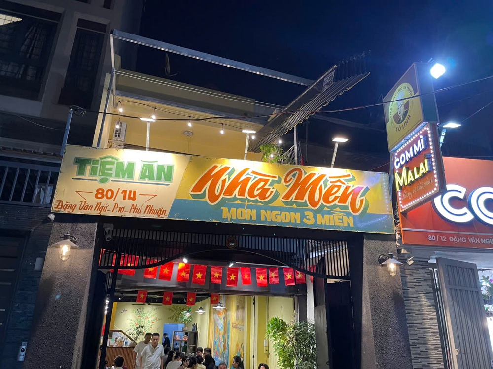 Tiệm ăn nhà Mến