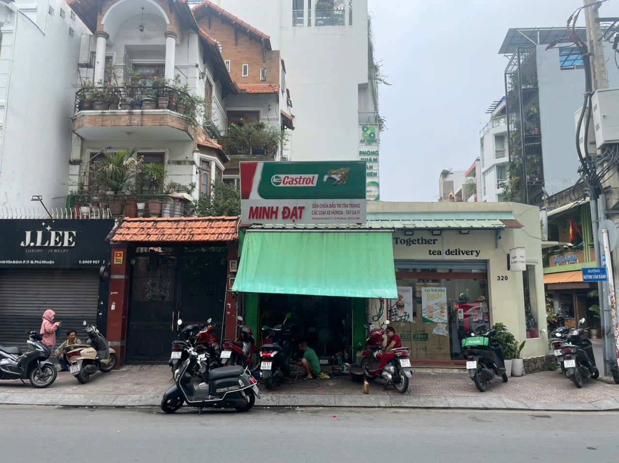 Tiệp sửa xe máy Minh Đạt